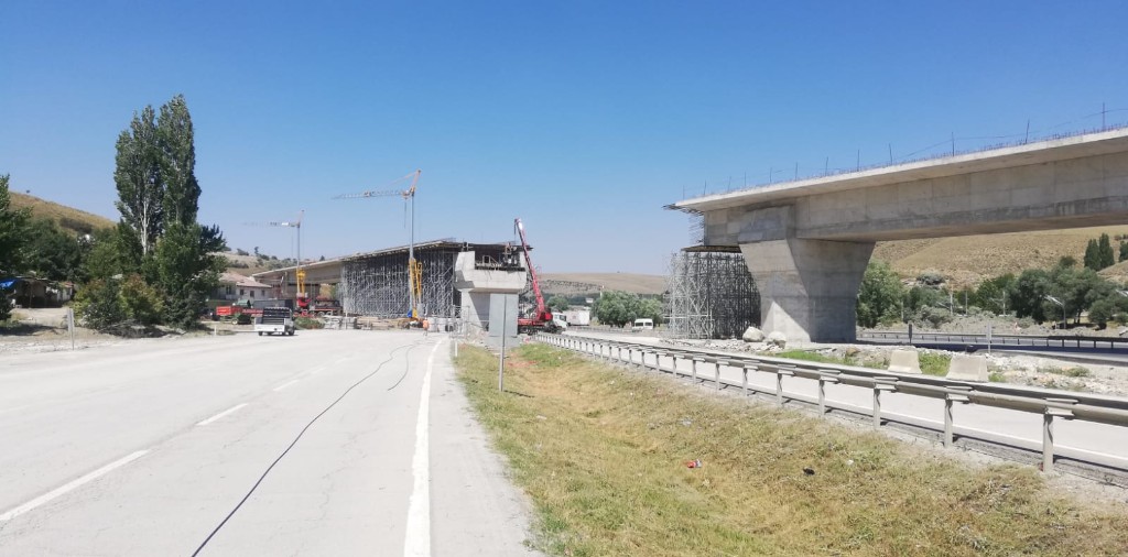 Ankara-Sivas hızlı tren köprü inşaatı